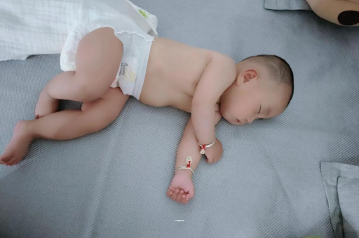 梨树县宝宝发烧可以喝牛奶吗